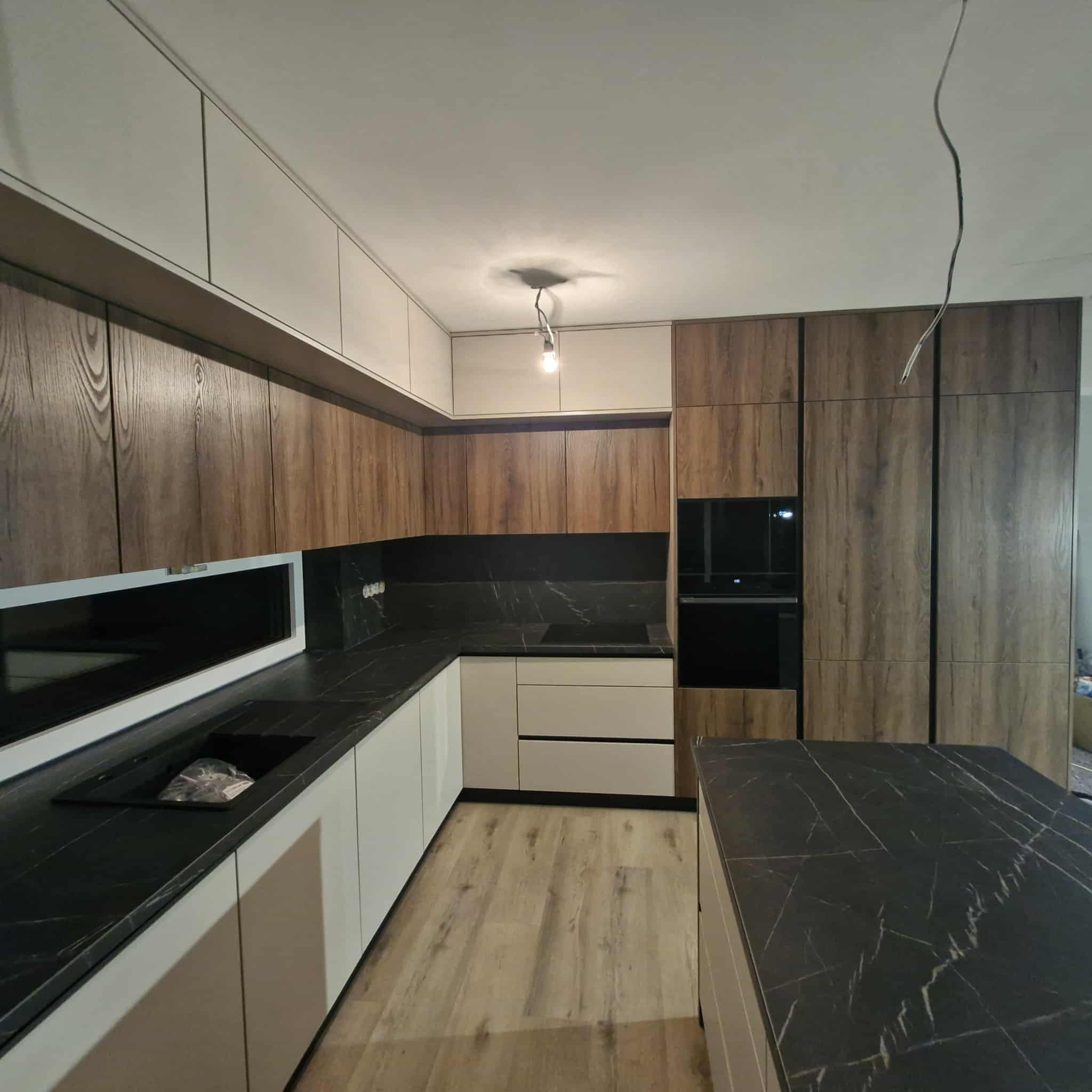 0183dd7d-9d12-41dc-b081-c1437bea9d96